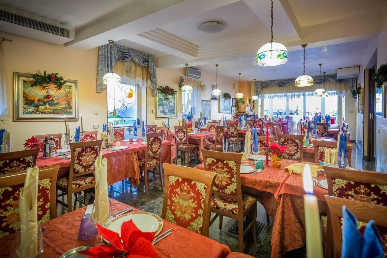 Albergo Ristorante Fabrizio Caorle Luaran gambar