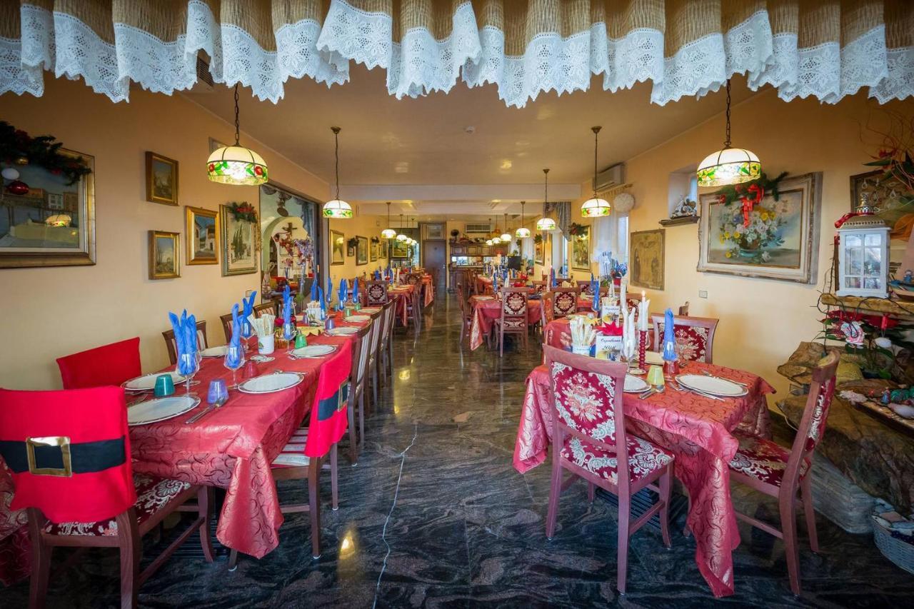 Albergo Ristorante Fabrizio Caorle Luaran gambar
